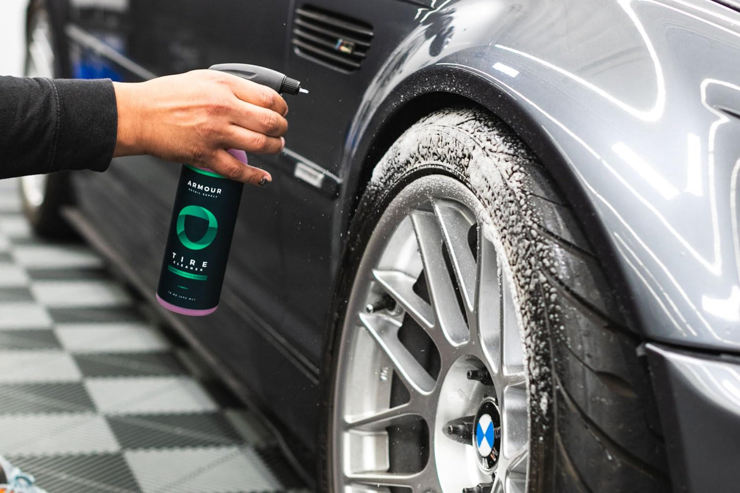 Armour Detail Supply - Tire Cleaner -Heavy-Duty Foaming Degreaser for Tires, Rubber, and Plastic Surfaces - 16oz