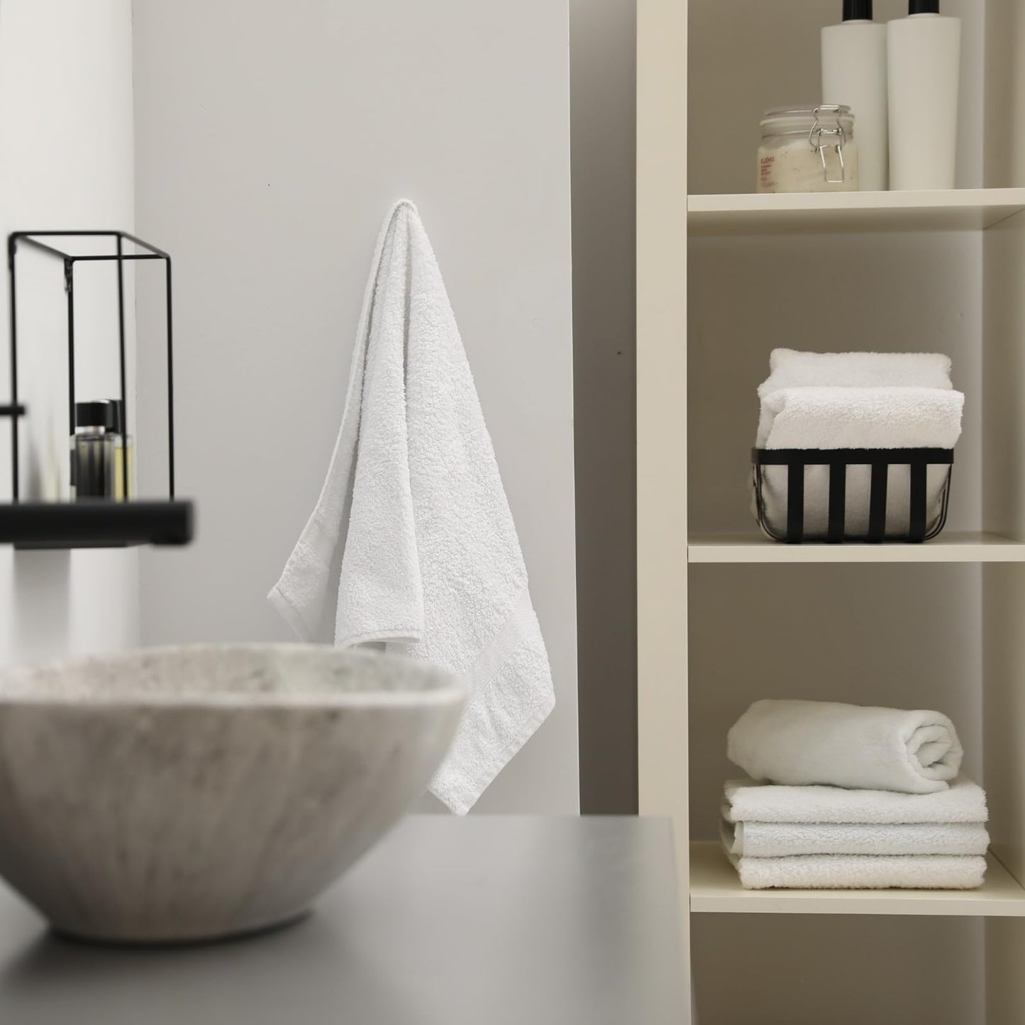 Peryiter 48 Pieces Bathroom Towels Set Soft and Highly Absorbent Cotton Bath Towel Bulk for Everyday Use, 12 Quick Dry Bath Sheets, 12 Hand Towel, 24 Face Wash Cloths for Bathroom, Gym, Hotel(White)