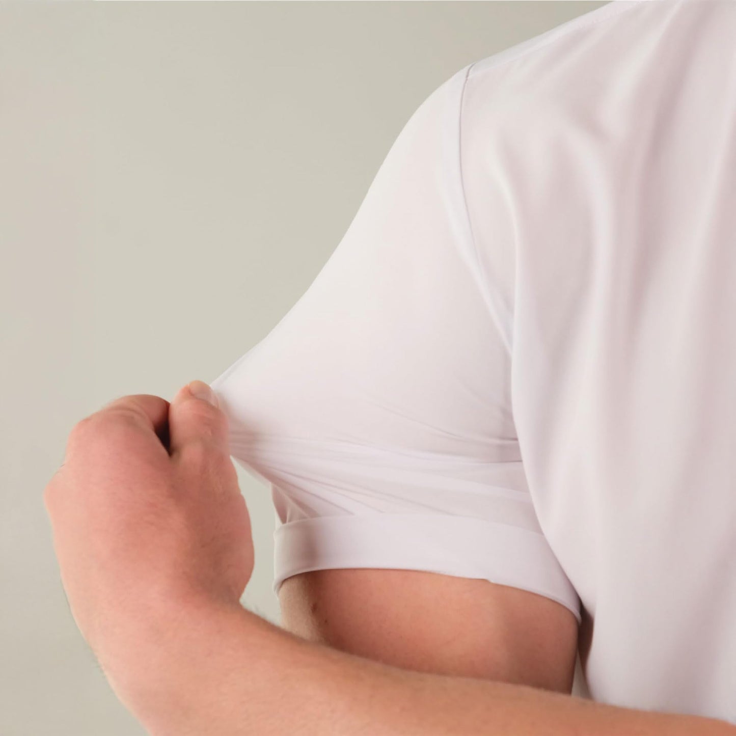 &COLLAR Athletic Fit Short Sleeve Performance Men's Dress Shirt White M