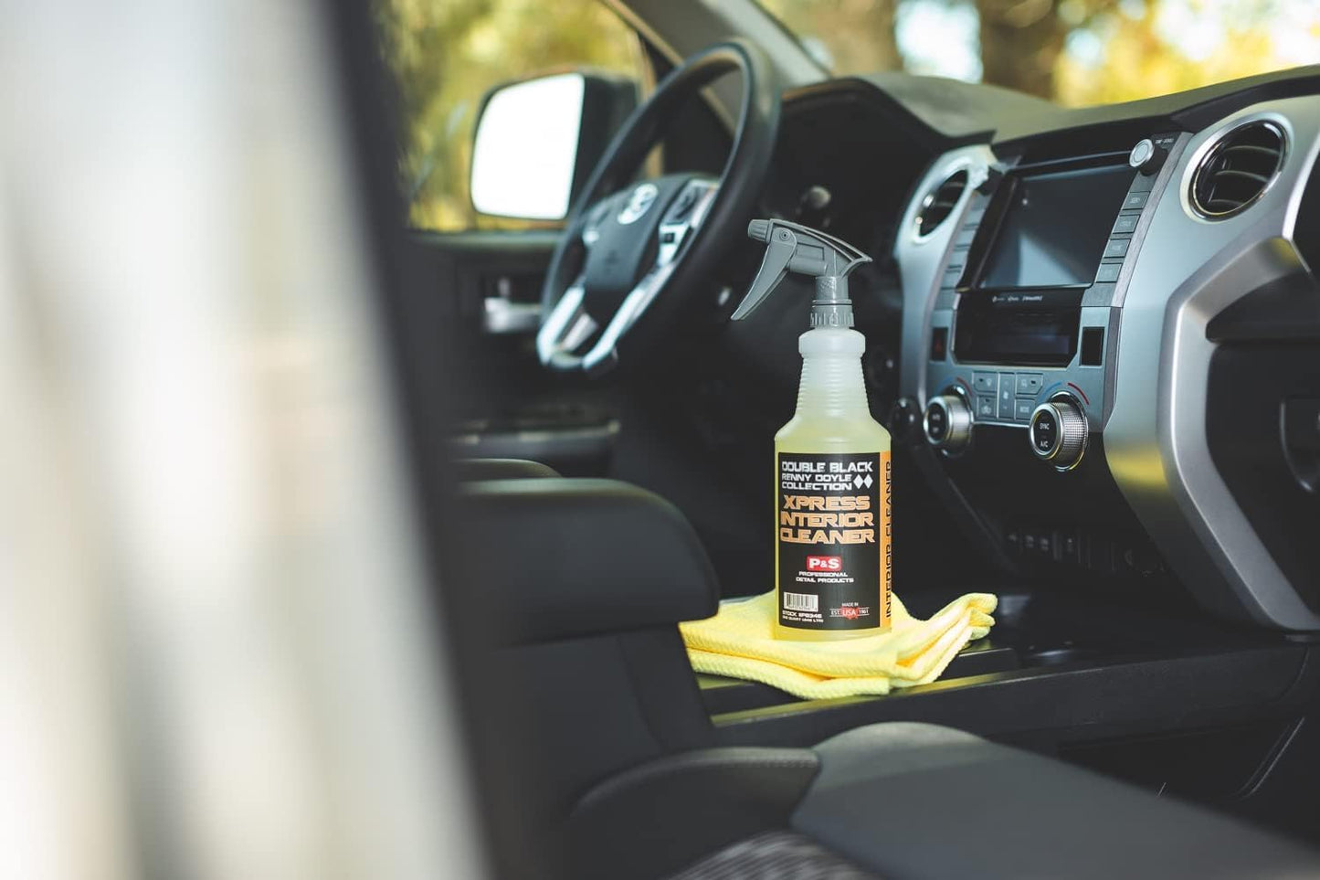 P & S Professional Detail Products Xpress Interior Cleaner – Safe for Leather, Vinyl, Plastic & More, Removes Dirt, Grease & Oil, No Residue, Fresh Scent, No Dilution Needed - 16 oz Spray