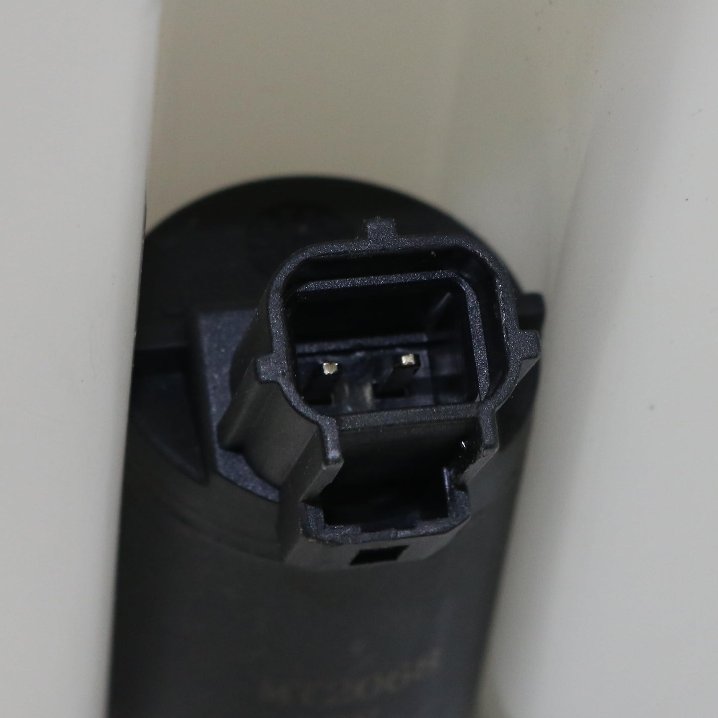 Go-Parts - for 2003-2004 Expedition Windshield Washer Fluid Tank/Reservoir Replacement 2L1Z 17618 AA