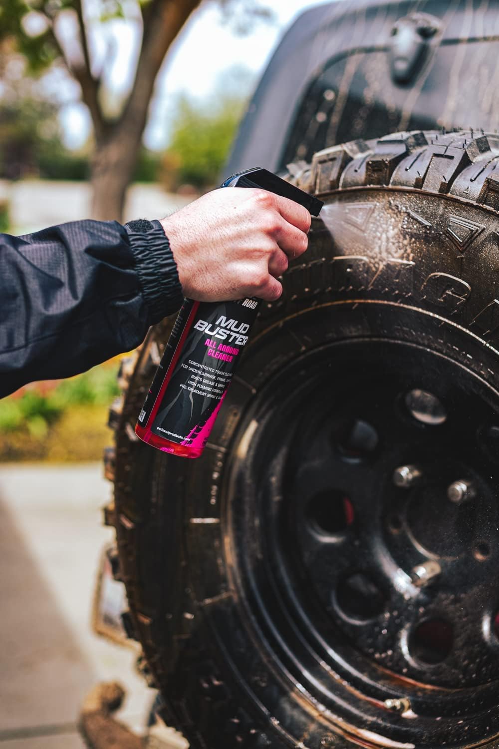 P & S PROFESSIONAL DETAIL PRODUCTS P&S Off Road Mud Buster Foaming Cleaner – Heavy-Duty Degreaser for Undercarriages, Frames & Wheels – Tough on Mud & Grime, Corrosion Protection - 16 oz. Spray