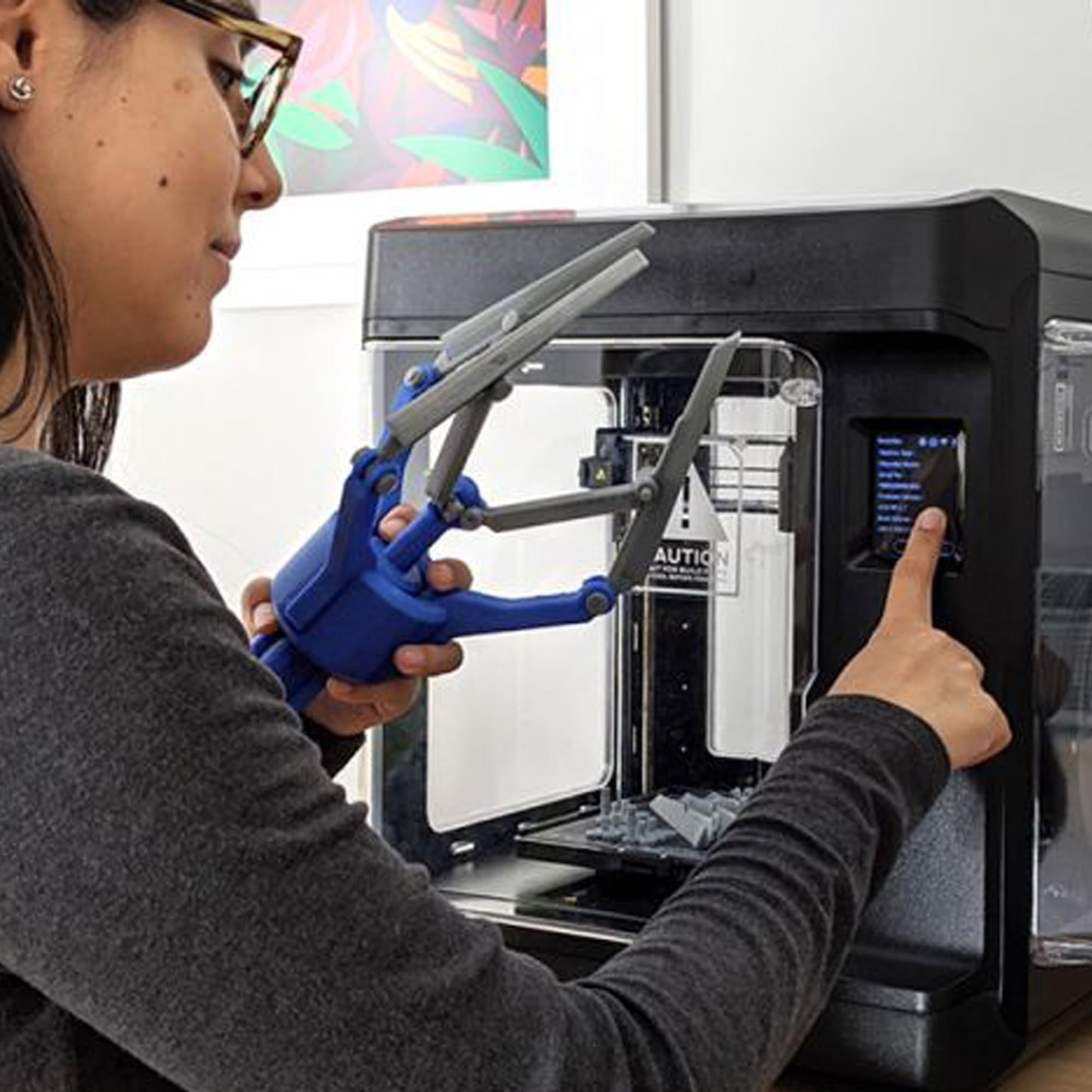 MakerBot Sketch Single-Printer Setup 3D Printer with Cloud Printing File Management Software for One Teacher and Five Students