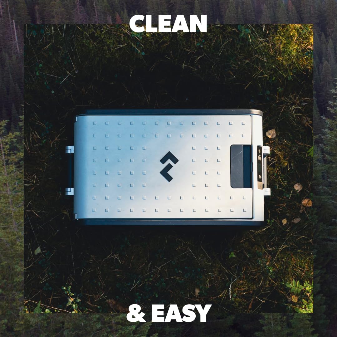 Dometic CFX3 100-Liter Portable Refrigerator and Freezer, Powered by AC/DC or Solar