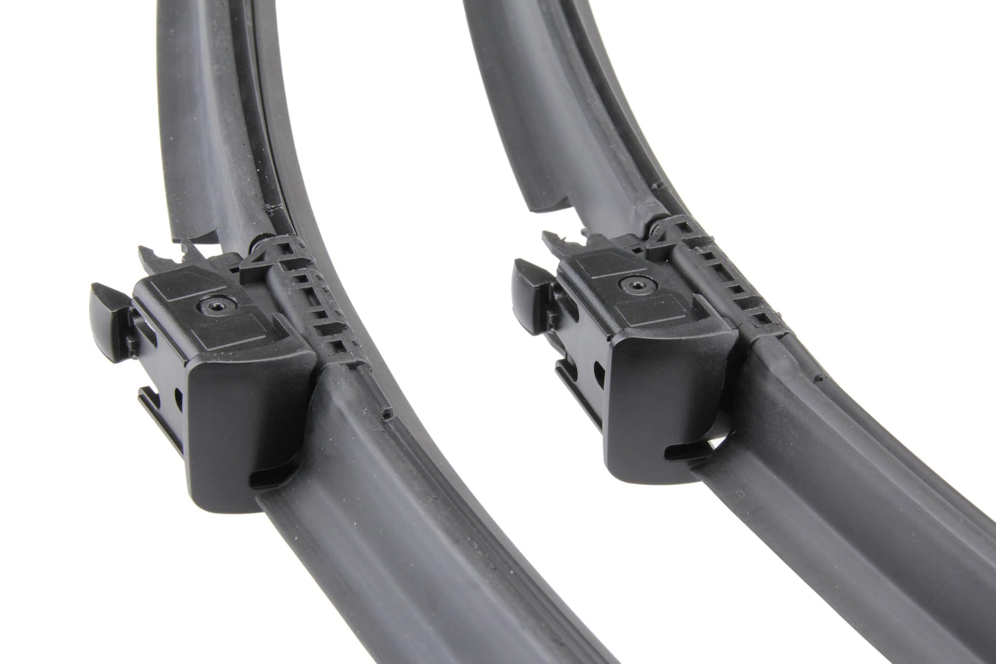 URO Parts 2238240200 Wiper Blade Set, For Cars w/Heated Washer System (Code 200 & 874); Includes 26" & 22" Blades