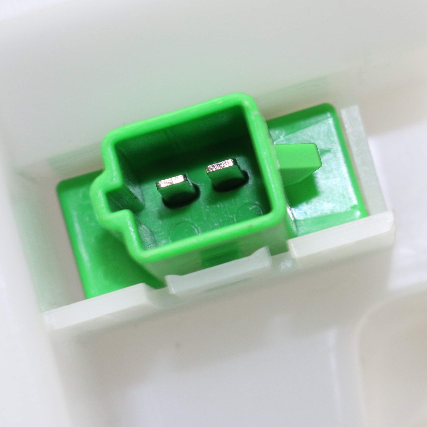 Go-Parts - for 2003-2004 Expedition Windshield Washer Fluid Tank/Reservoir Replacement 2L1Z 17618 AA