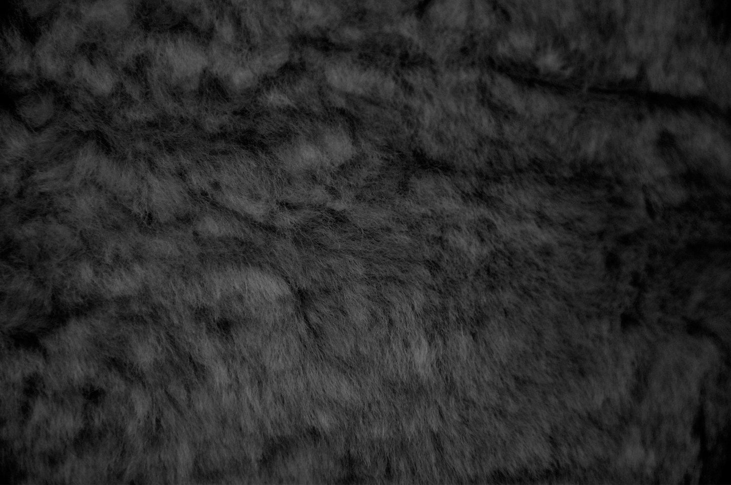 Eurow Australian Merino Sheepskin Car Seat Cover, Plush Universal Fit for Most Vehicles, Summer Cool & Winter Warm, Side Airbag Safe, Easy Installation, 56 x 23 Inches, Single Seat, Gray