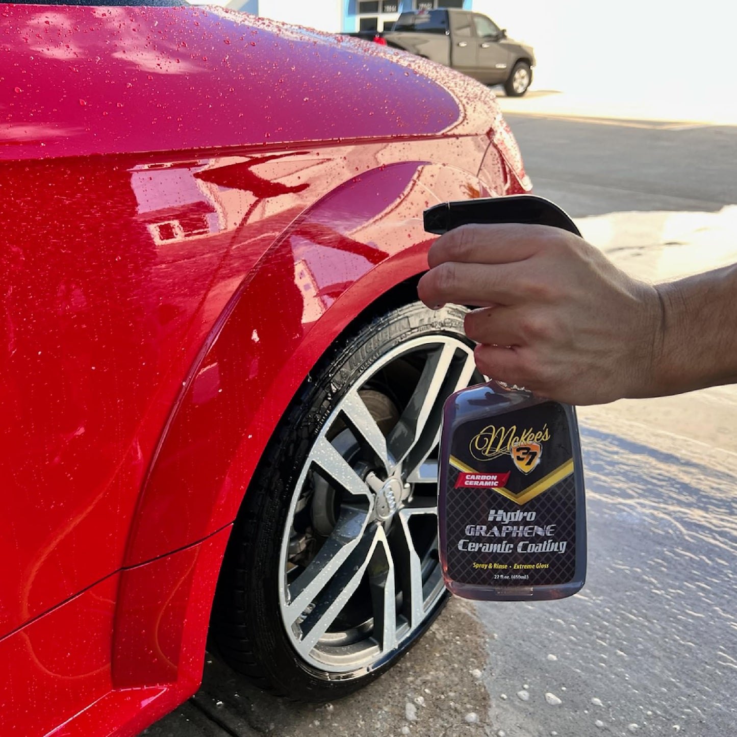 McKee's 37 - Hydro Graphene Ceramic Coating | Easy Spray On Ceramic Coating for Cars | Extreme Shine, Hydrophobic Protection & UV Resistance (128 oz)