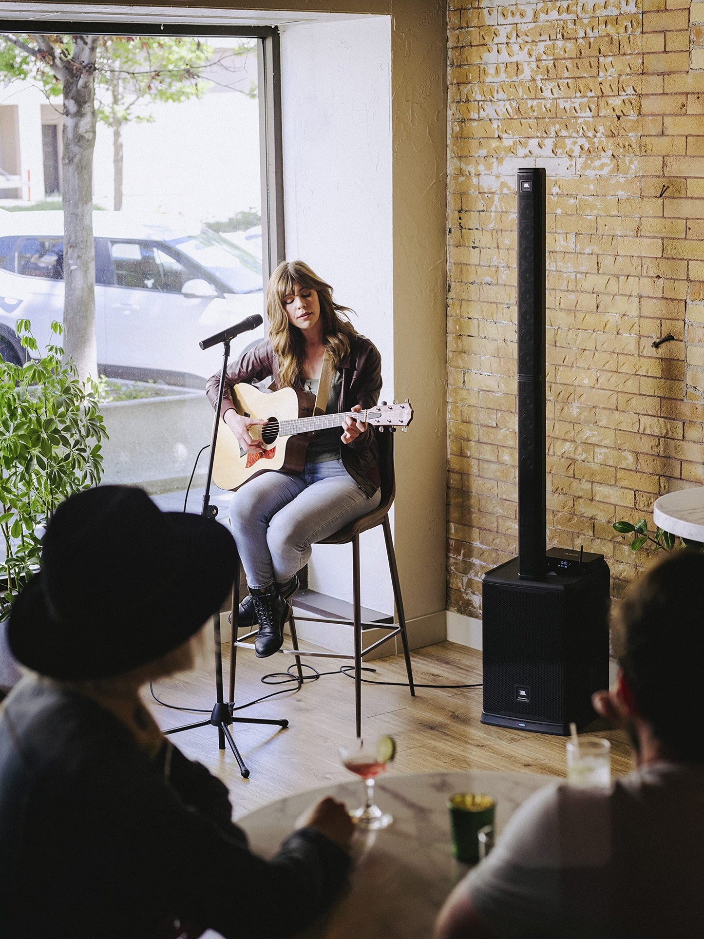 JBL Professional PRX ONE Powered Loudspeaker Line Array with 7-Channel Mixer and Built-in Effects (Renewed)
